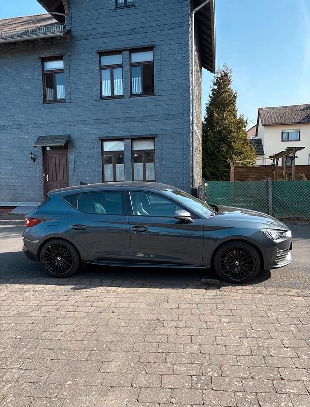 Gebraucht Cupra Leon 245 PS (180 kW) 2021 Grau Limousine