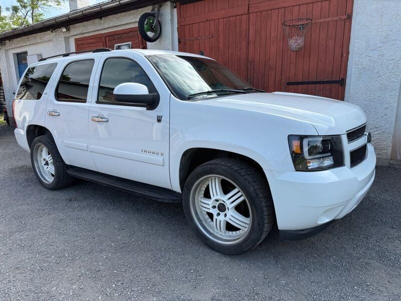 Weiß Gebraucht 2007 Chevrolet Tahoe SUV | 9.500 € (Superpreis) - Bild 1/4