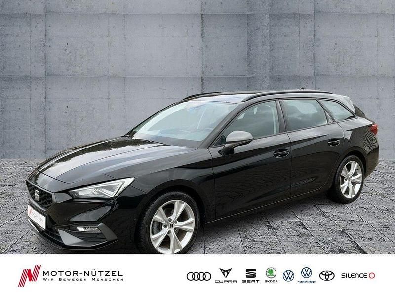 Mitternachtsschwarz Gebraucht 2022 Seat Leon ST FR Kombi | 22.930 € (Fairer Preis) - Bild 1/4