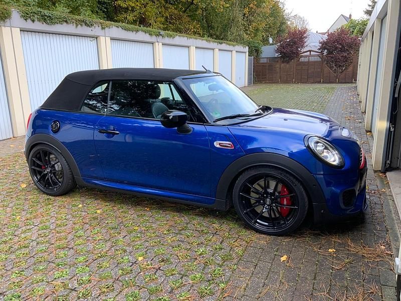Blau Gebraucht 2020 Mini John Cooper Works Cabriolet Cabrio | 27.900 € (Superpreis) - Bild 1/4