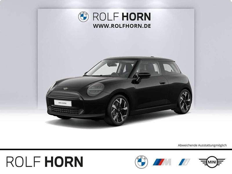 Gebraucht Mini Cooper Favoured 135 kW (184 PS) 2024 Midnight black metallic Kleinwagen