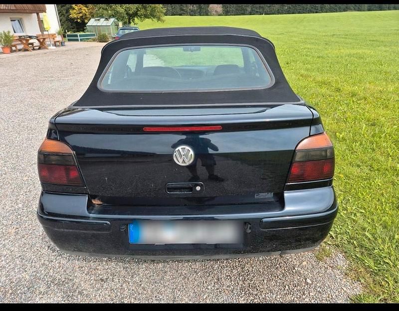 Gebraucht VW Golf Cabriolet 90 PS (66 kW) 1999 Blau Cabrio