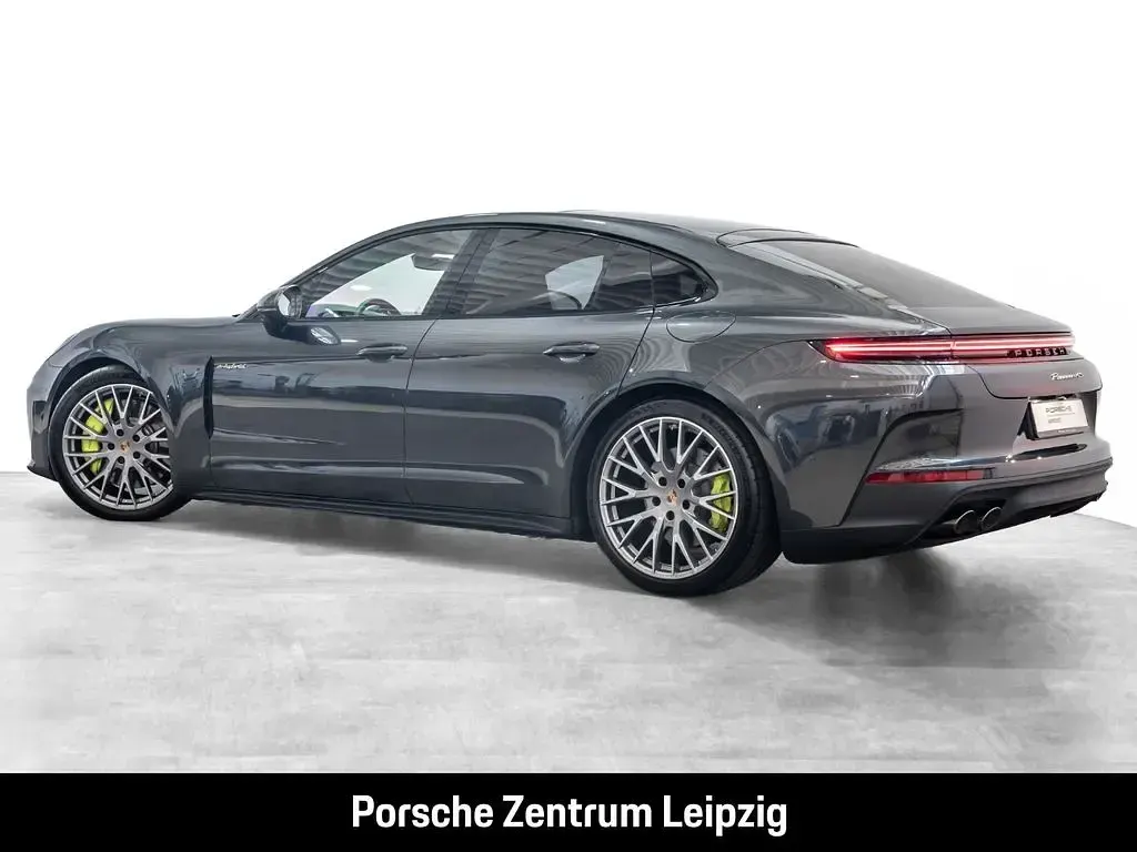 Gebraucht Porsche Panamera 4S E-Hybrid 544 PS (400 kW) 2024 Vulkangraumetallic Kleinwagen