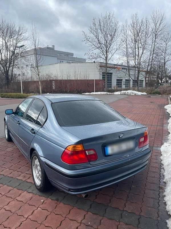 Gebraucht BMW 316 105 PS (77 kW) 2001 Blau Limousine