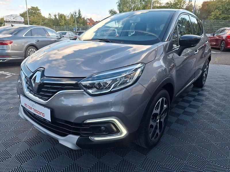 Grau Gebraucht 2018 Renault Captur Intens SUV | 9.990 € (Guter Preis) - Bild 1/4