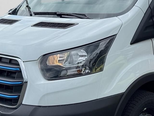 Neu Ford Transit 197 kW (269 PS) 2025 Weiss Van