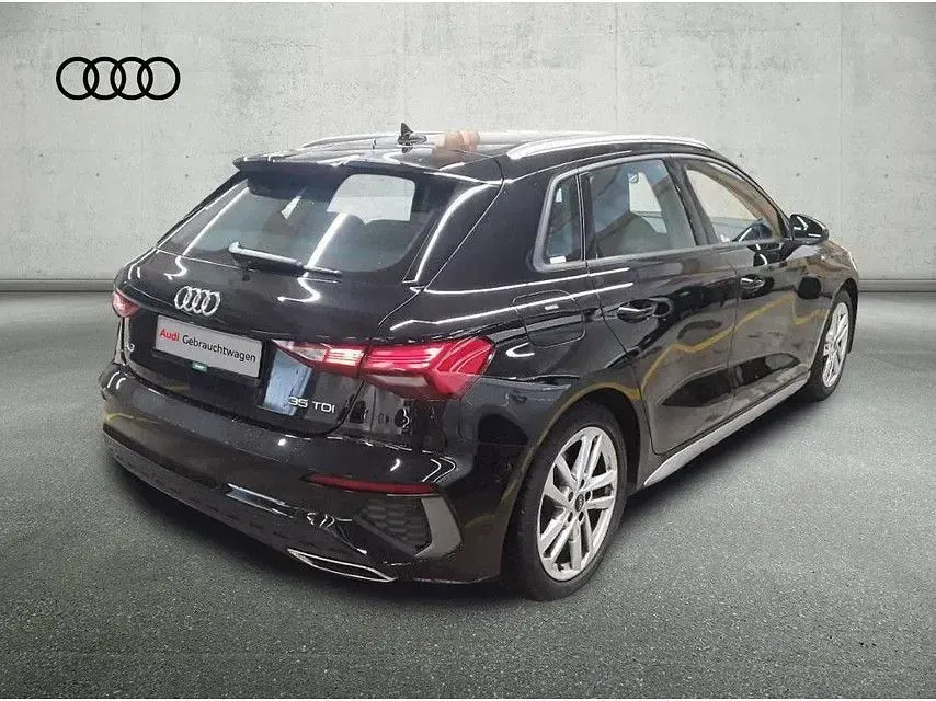 Gebraucht Audi A3 S-Line 150 PS (110 kW) 2024 Schwarz Limousine