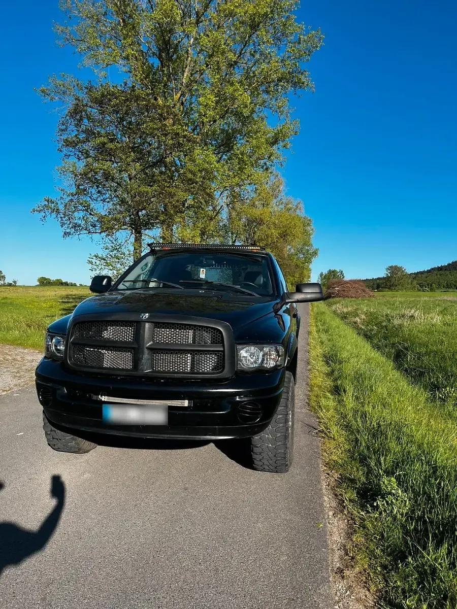 Gebraucht Dodge Ram 330 PS (242 kW) 2004 Schwarz Pickup