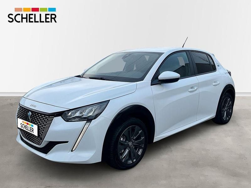 Weiß Gebraucht 2021 Peugeot e-208 Active Kleinwagen | 17.300 € (Fairer Preis) - Bild 1/4