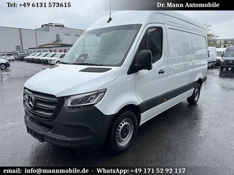 Gebraucht Mercedes Sprinter 170 PS (125 kW) 2025 Weiß Van