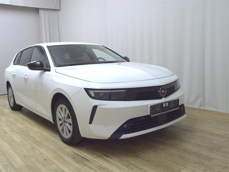 Gebraucht Opel Astra Edition 131 PS (96 kW) 2023 Weiss Kombi