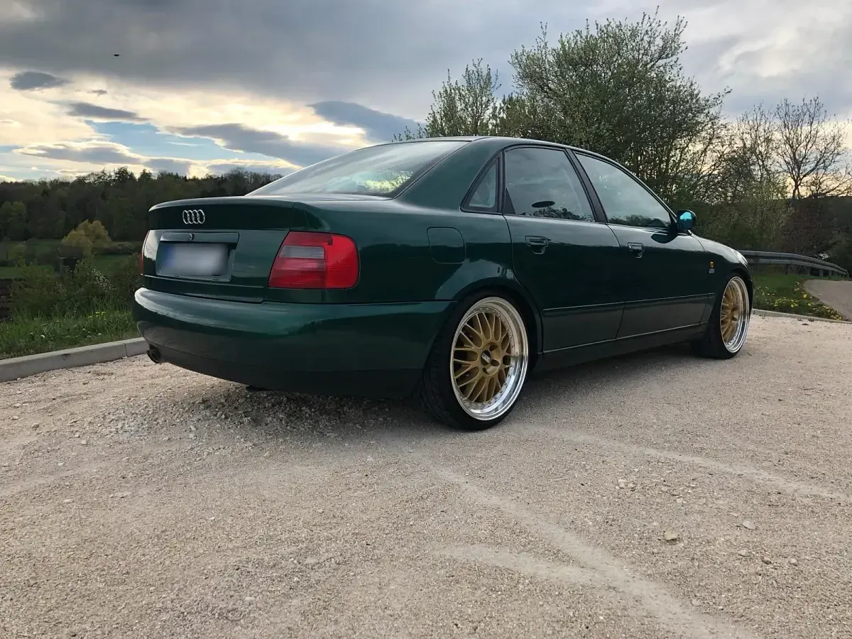 Gebraucht Audi A4 101 PS (74 kW) 1996 Grün Limousine