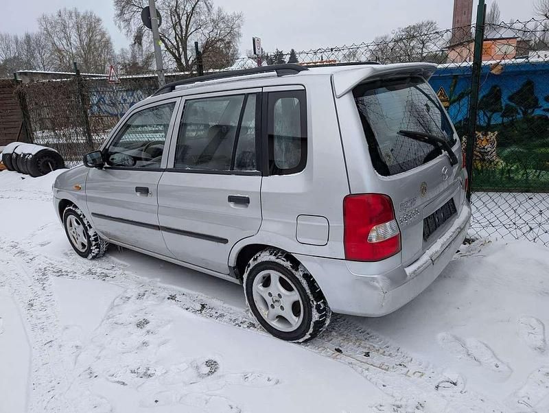 Gebraucht Mazda Demio 63 PS (46 kW) 2001 Other Kleinwagen