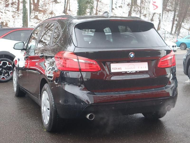 Gebraucht BMW 220 Sport Line 192 PS (141 kW) 2015 Schwarz Van / Kleinbus