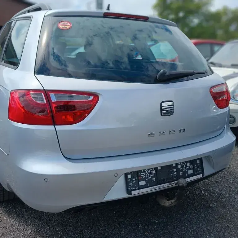 Gebraucht Seat Exeo Style 120 PS (88 kW) 2011 Silber Limousine