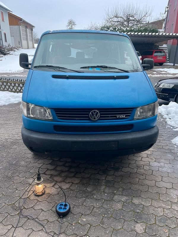 Gebraucht VW T4 102 PS (75 kW) 1996 Blau Van