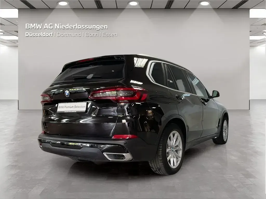 Gebraucht BMW X5 Sport Line 394 PS (289 kW) 2022 Schwarz SUV