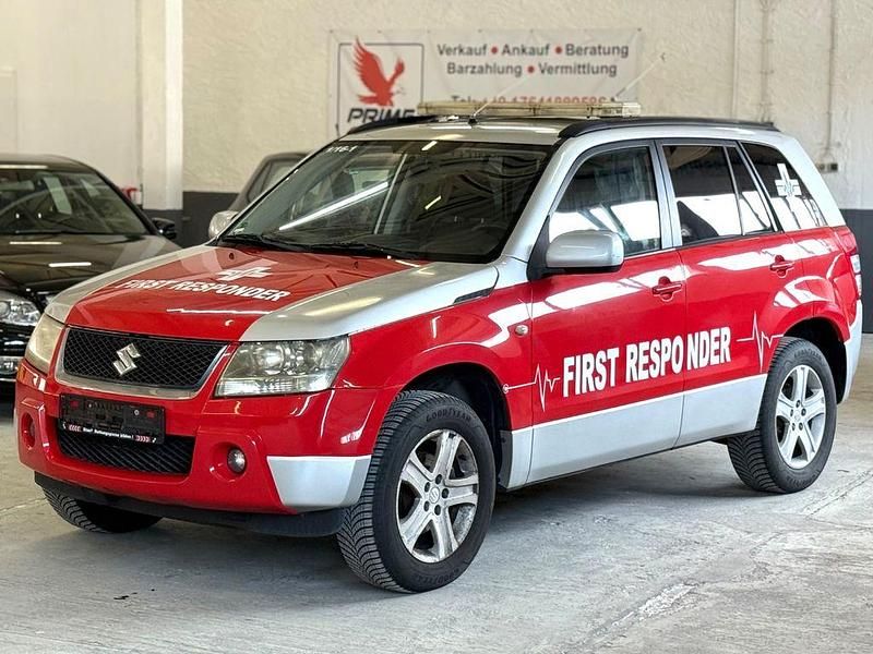 Rot Gebraucht 2006 Suzuki Grand Vitara Comfort SUV | 3.990 € (Fairer Preis) - Bild 1/4