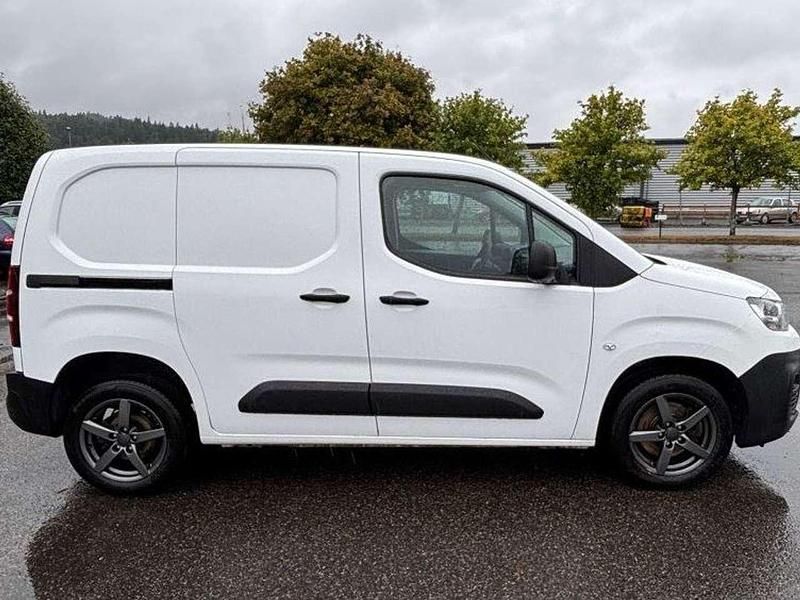 Weiß Gebraucht 2020 Citroën Berlingo Van / Kleinbus | 11.300 € (Guter Preis) - Bild 1/4