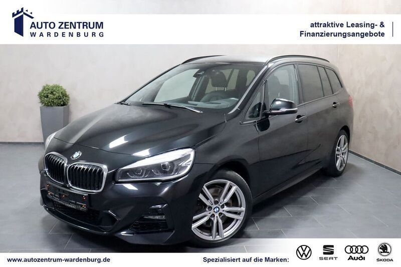Schwarz Gebraucht 2020 BMW 220 Gran Tourer M Sport Van / Kleinbus | 28.450 € (Etwas zu teuer) - Bild 1/4