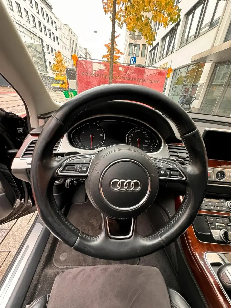 Gebraucht Audi A8 250 PS (183 kW) 2013 Limousine