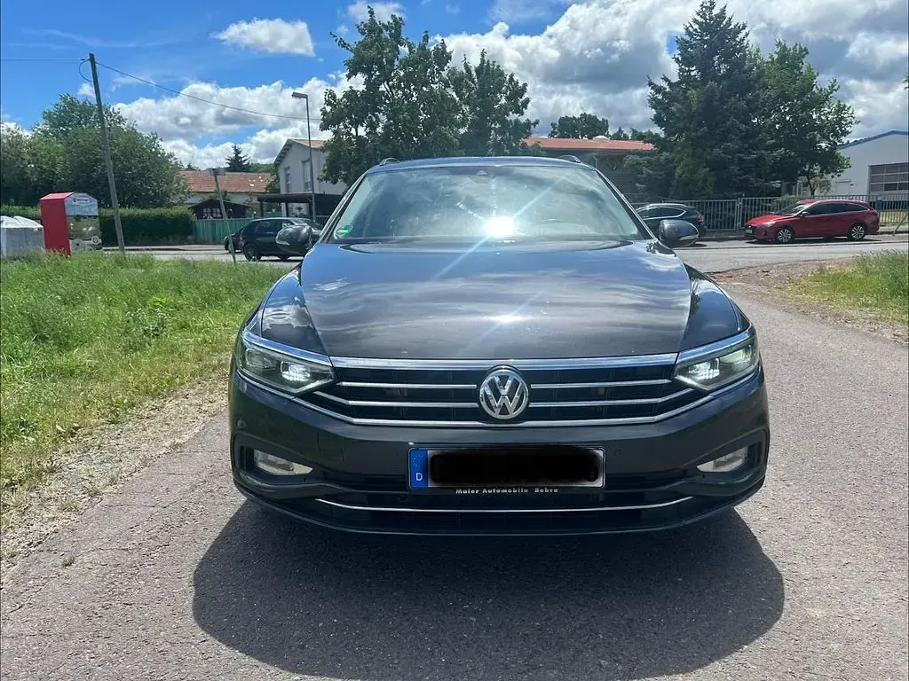 Gebraucht VW Passat Comfortline 190 PS (139 kW) 2019 Limousine