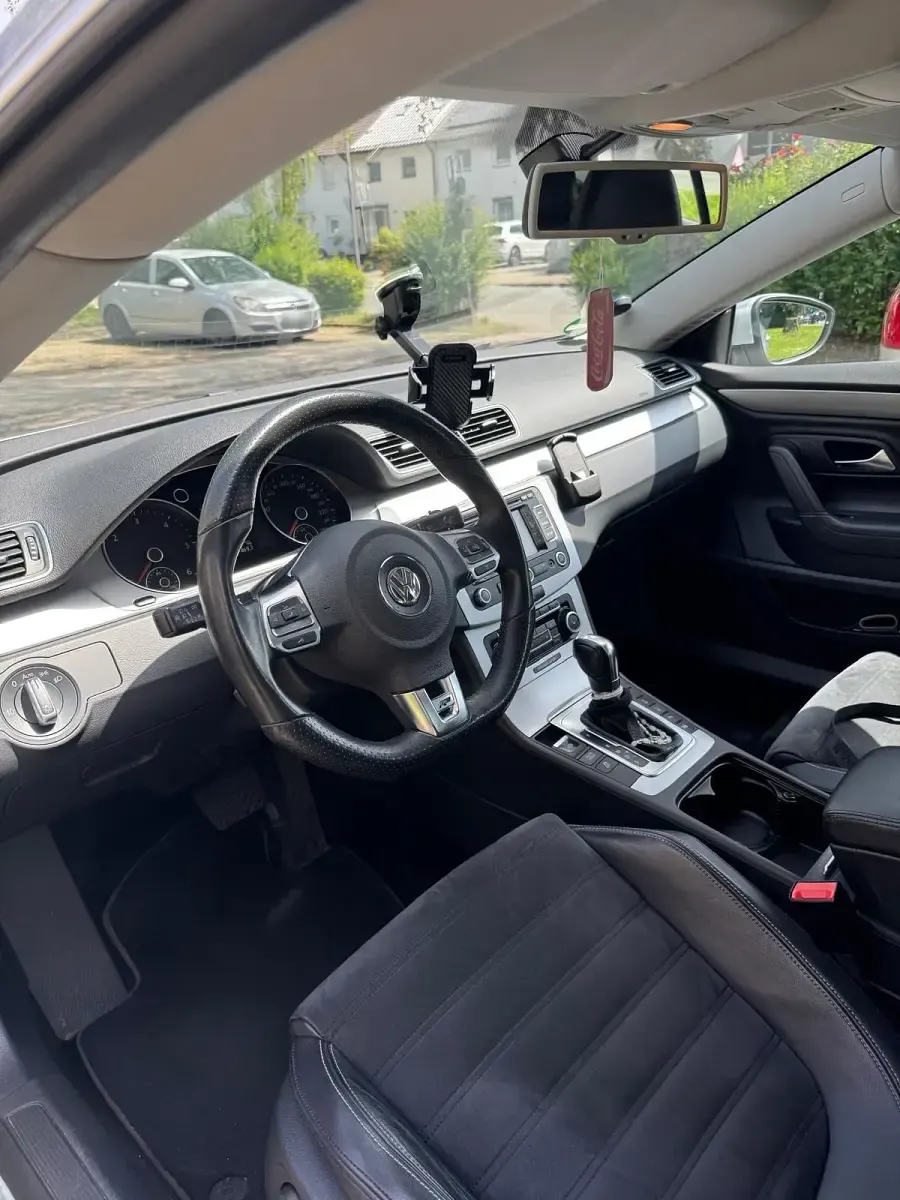 Gebraucht VW Passat 144 PS (105 kW) 2011 Silber Coupé
