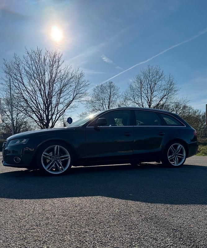 Gebraucht Audi A4 120 PS (88 kW) 2009 Schwarz Kombi