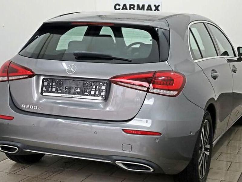 Gebraucht Mercedes A200 150 PS (110 kW) 2021 Grau Limousine