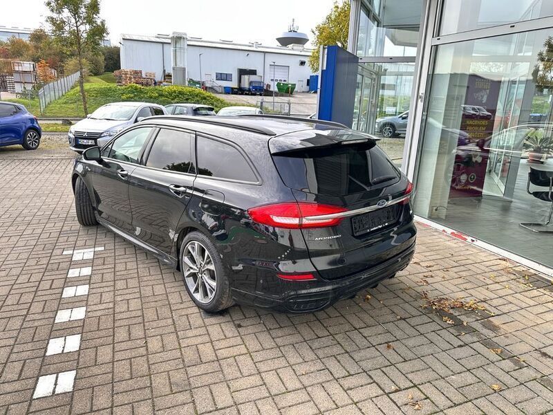 Gebraucht Ford Mondeo ST-Line 150 PS (110 kW) 2019 Schwarz Limousine