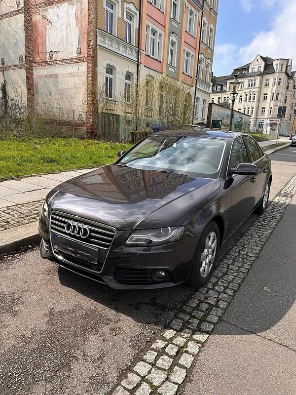 Gebraucht Audi A4 Attraction 120 PS (88 kW) 2009 Schwarz Limousine