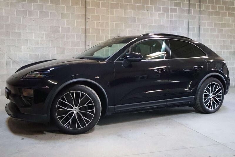 Schwarz Gebraucht 2025 Porsche Macan SUV | 86.250 € (Superpreis) - Bild 1/4
