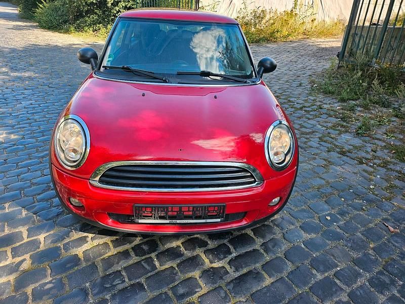 Rot Gebraucht 2009 Mini Cooper Kleinwagen | 700 € (Superpreis) - Bild 1/4