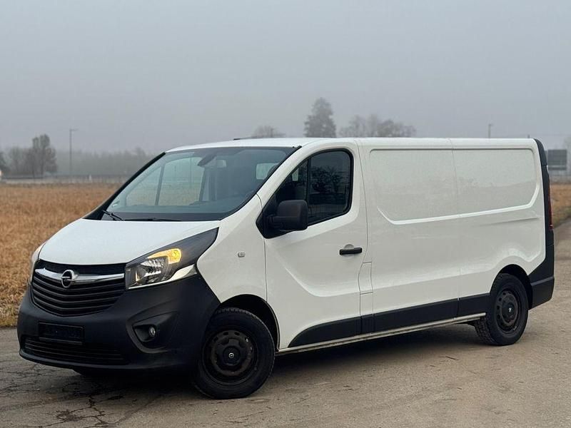 Weiß Gebraucht 2018 Opel Vivaro Van / Kleinbus | 7.999 € (Superpreis) - Bild 1/4
