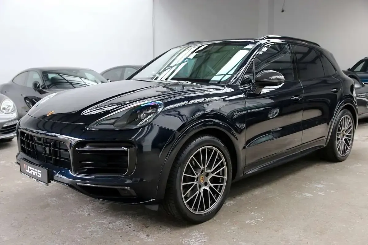 Używany Porsche Cayenne 462 KM (339 kW) 2022 Niebieski SUV