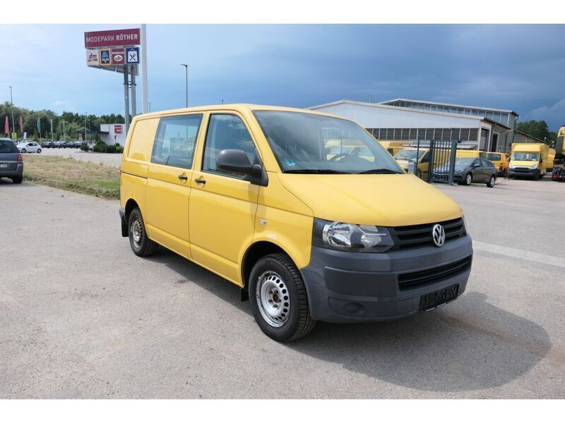 Gebraucht VW T5 84 PS (61 kW) 2011 Ginstergelb r1032 Van