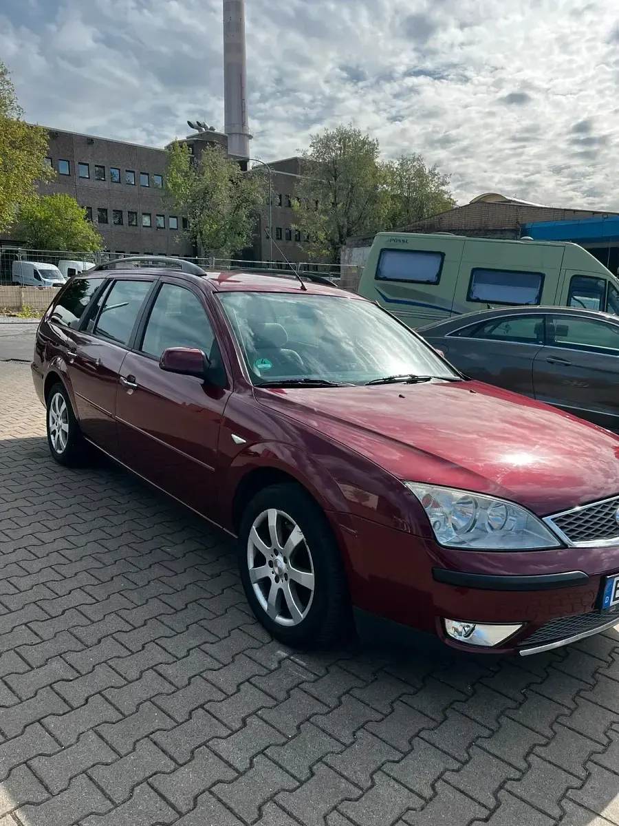 Second-hand Ford Mondeo 145 CP (106 kW) 2006 Roșu Break