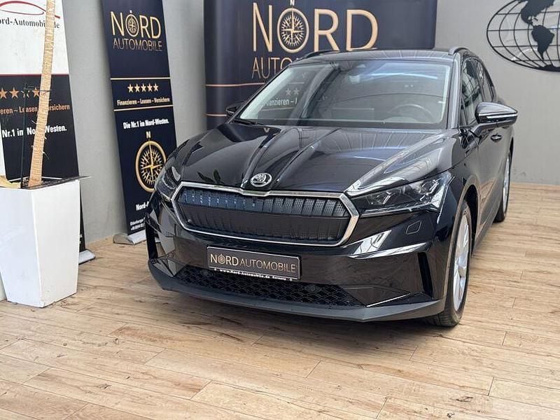 Schwarzmagic perlef Gebraucht 2022 Skoda Enyaq iV SUV | 23.989 € (Guter Preis) - Bild 1/3
