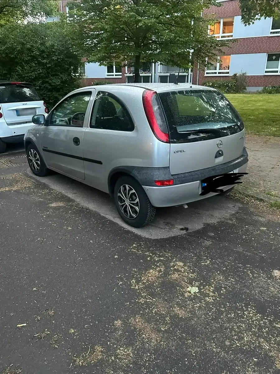 Gebraucht Opel Corsa 58 PS (42 kW) 2000 Silber Kleinwagen