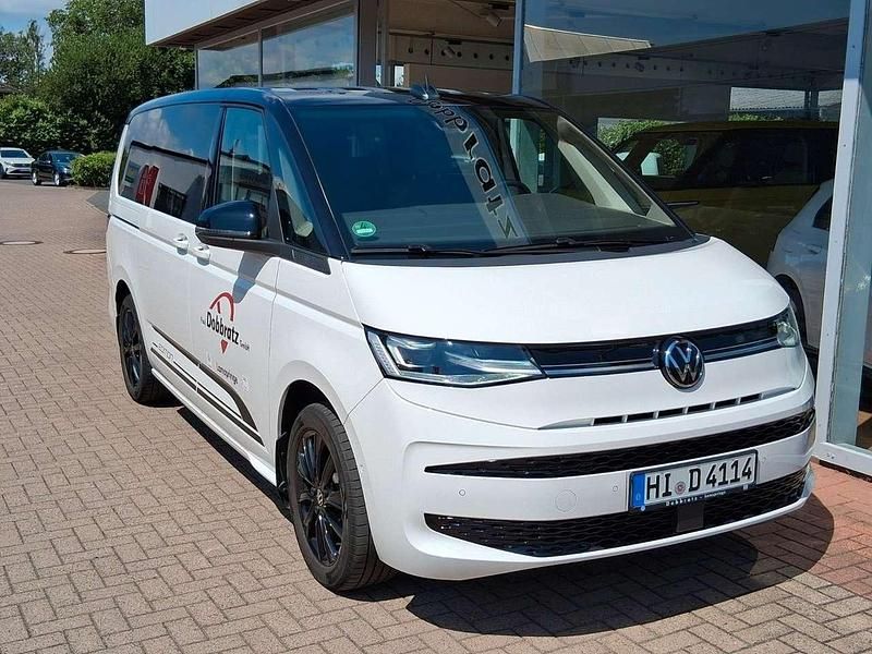 Gebraucht VW Multivan Edition 150 PS (110 kW) 2025 Candyweiß Van