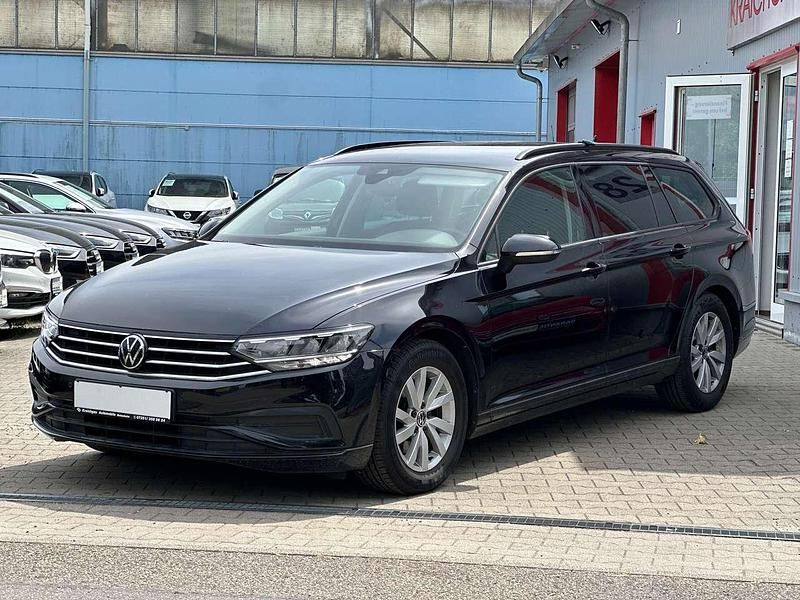 Deep black perleffekt Gebraucht 2021 VW Passat Kombi | 19.995 € (Fairer Preis) - Bild 1/4