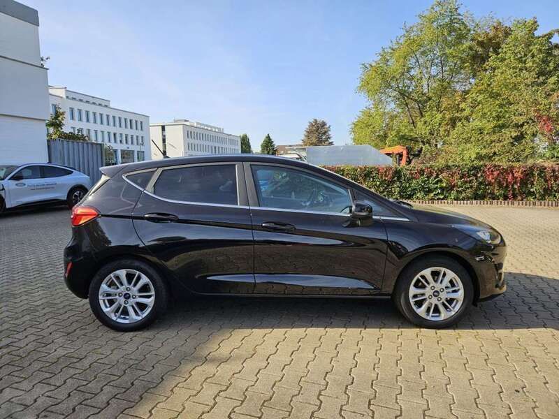 Gebraucht Ford Fiesta Titanium 125 PS (91 kW) 2023 Agate black metallic Kleinwagen