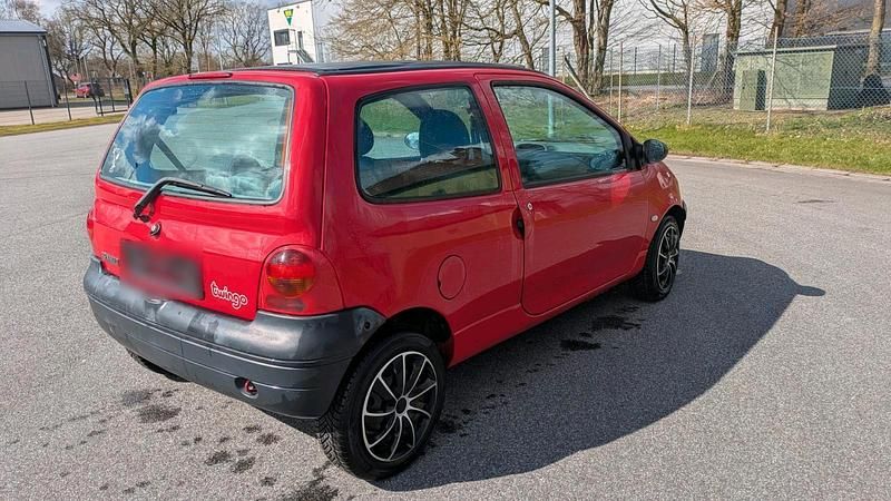 Second-hand Renault Twingo 60 CP (44 kW) 2003 Roșu Hatchback