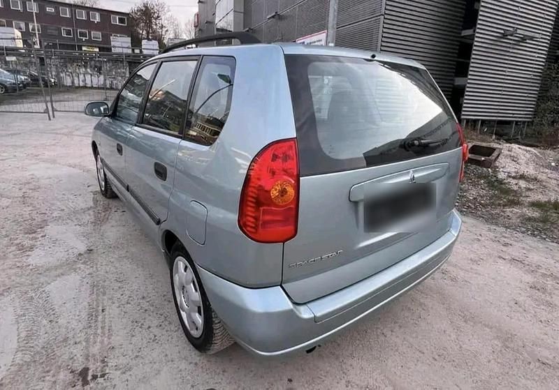 Gebraucht Mitsubishi Space Star 98 PS (72 kW) 2004 Grau Van / Kleinbus
