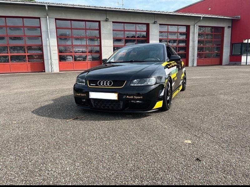 Schwarz Gebraucht 1997 Audi A3 Design Limousine | 5.900 € - Bild 1/4