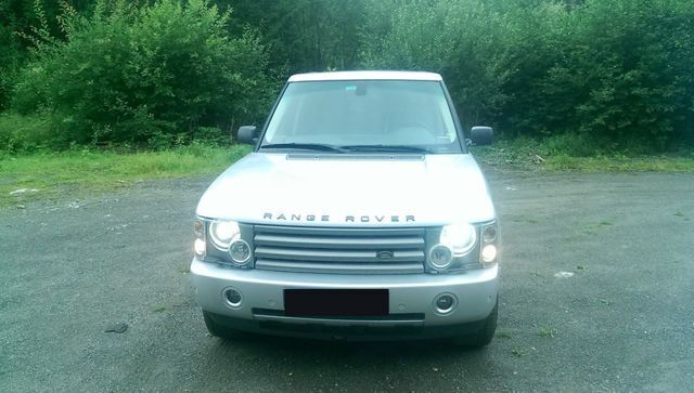 Gebraucht Land Rover Range Rover Vogue 177 PS (130 kW) 2004 Silber metallic SUV