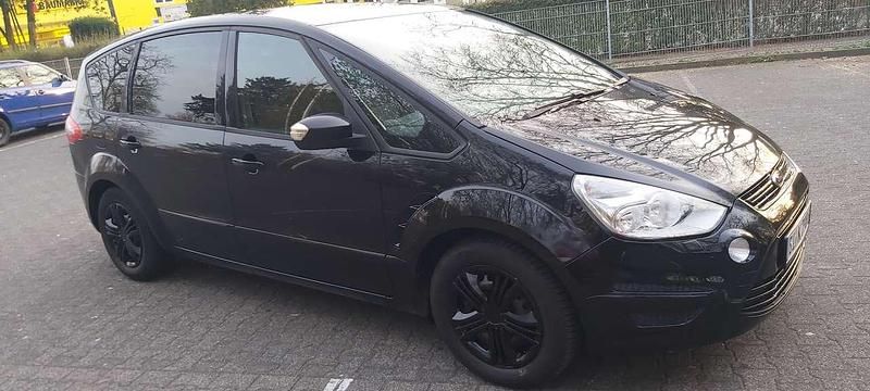 Gebraucht Ford S-MAX S 140 PS (102 kW) 2012 Schwarz Van / Kleinbus
