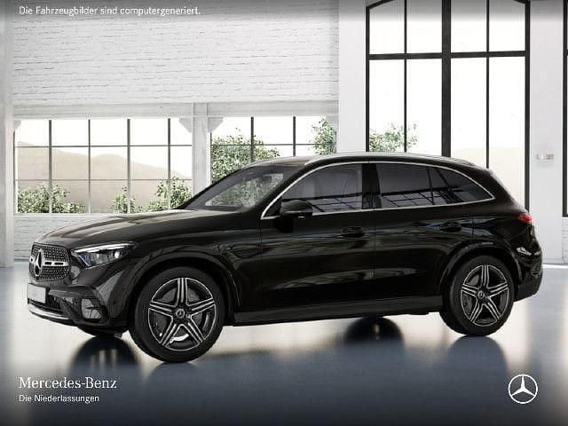 Schwarz Gebraucht 2025 Mercedes GLC200 AMG SUV | 56.500 € (Fairer Preis) - Bild 1/3