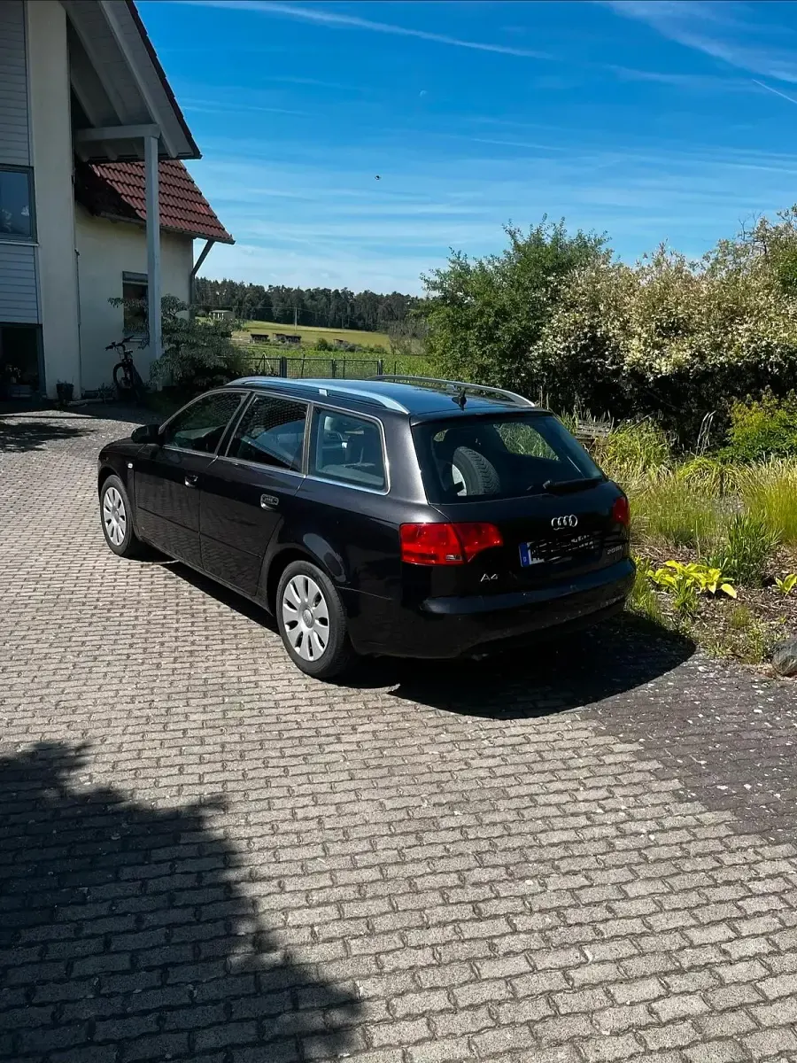 Gebraucht Audi A4 140 PS (102 kW) 2007 Grau Kombi