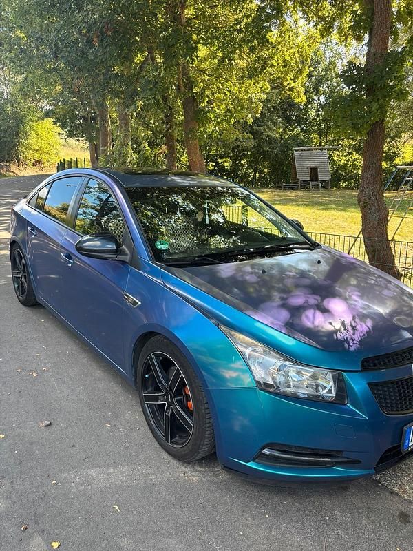 Andere farben Gebraucht 2012 Chevrolet Cruze Limousine | 5.500 € - Bild 1/4